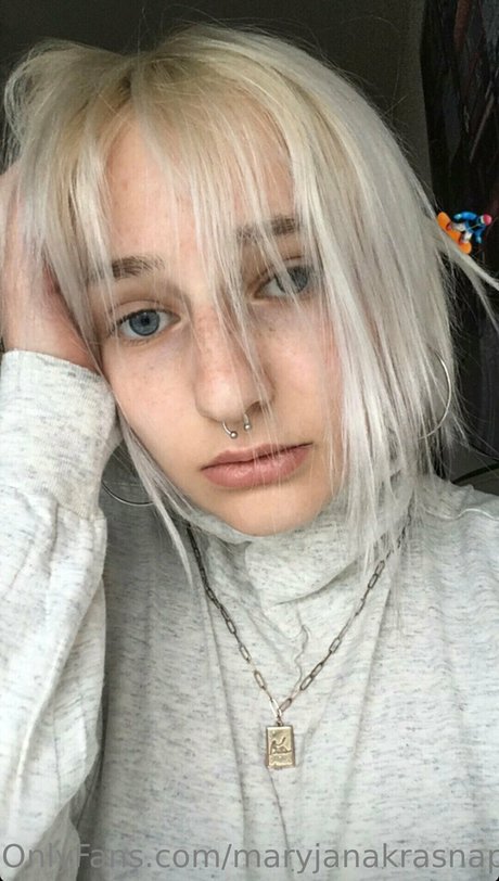 Maryjanakrasnapanna nude pornstar gallery