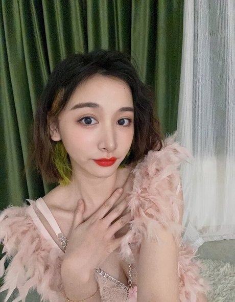 naughty onlyfans exclusive image