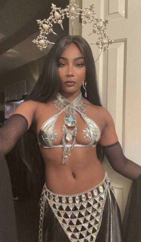 ZynahBear best star photo