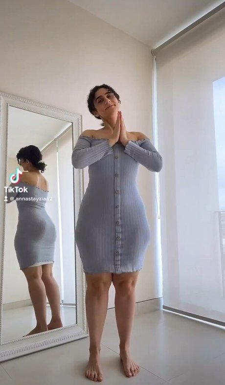 Annastayziaa porn model pictures