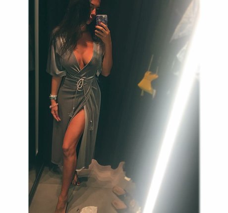 anna slutskaya111 erotic model gallery