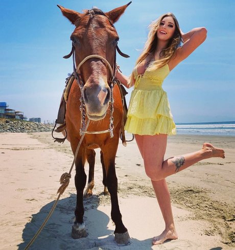 real twin onlyfans beautiful nude pictures