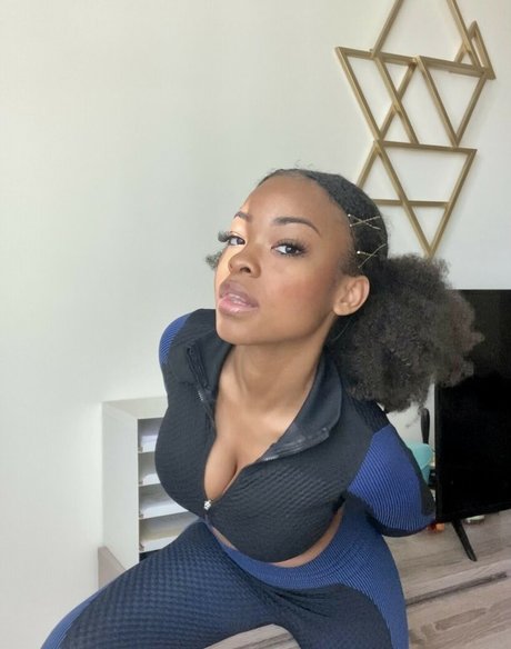 zuribellarose sexy pornstar images