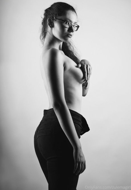 zulemagirl star exclusive photos