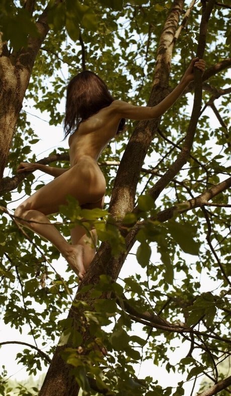 Zukhra Galina high quality star photo