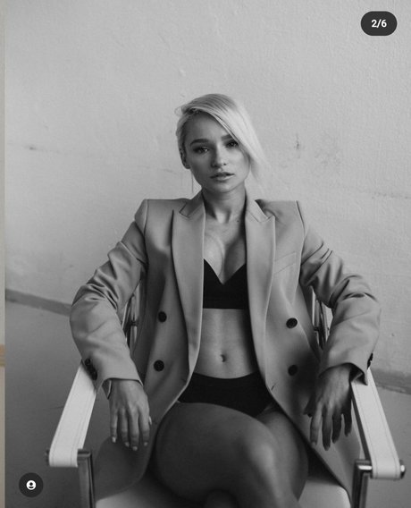 Zuzana Kardos sex actress pics