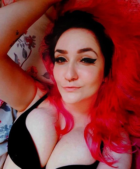 Zuzu Cosplay erotic pornstar pictures