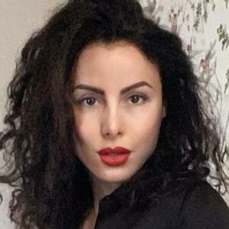 Abigail Abton model free picture