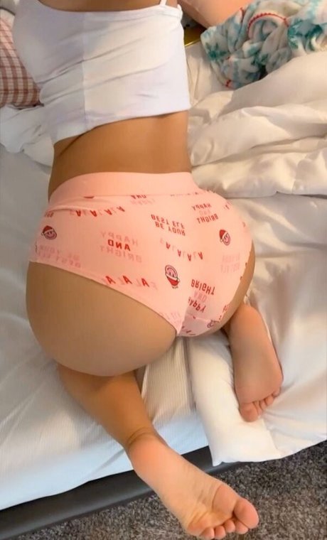 Alahnaly model erotic pic