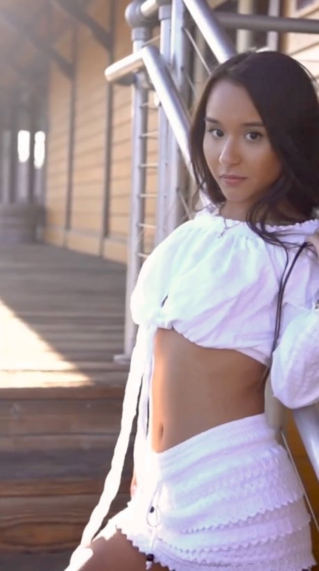 Alahnaly nude actress picture