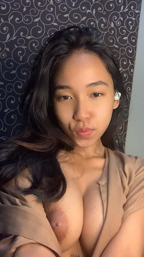 Id babygirl model adult photos