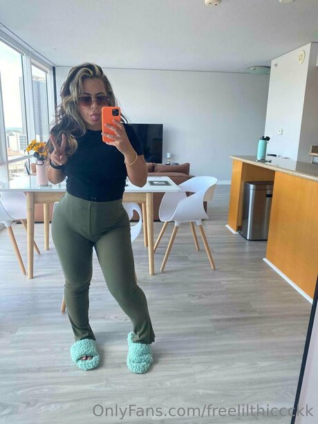 Lilthiccckktv star adult galleries