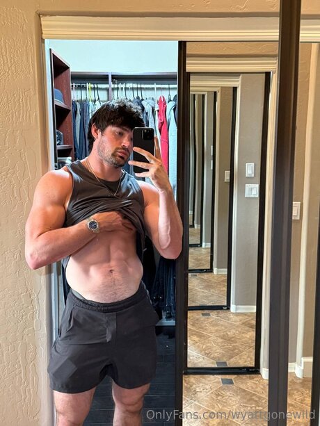 Wyattgonewild star nude photos