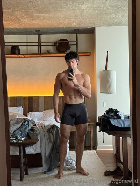 Wyattgonewild nudes model photos