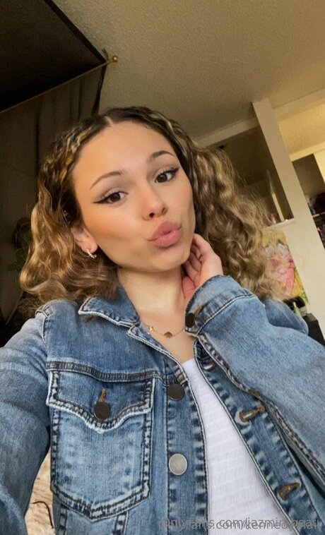 Jazmin Beau model sex galleries