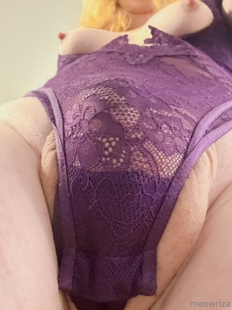 Meowriza model xxx archive