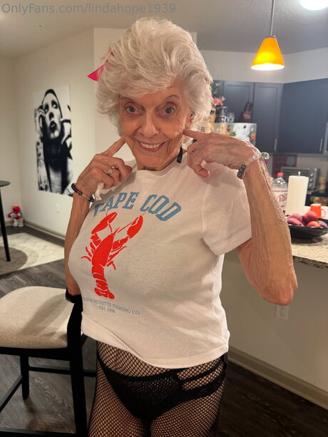 Lindahope1939 porn star images