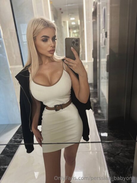 Perssian Babyone xxx model photo