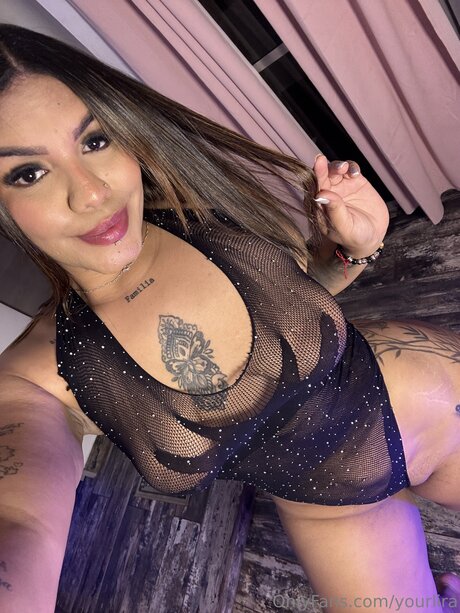 Yourlira naked pornstar galleries