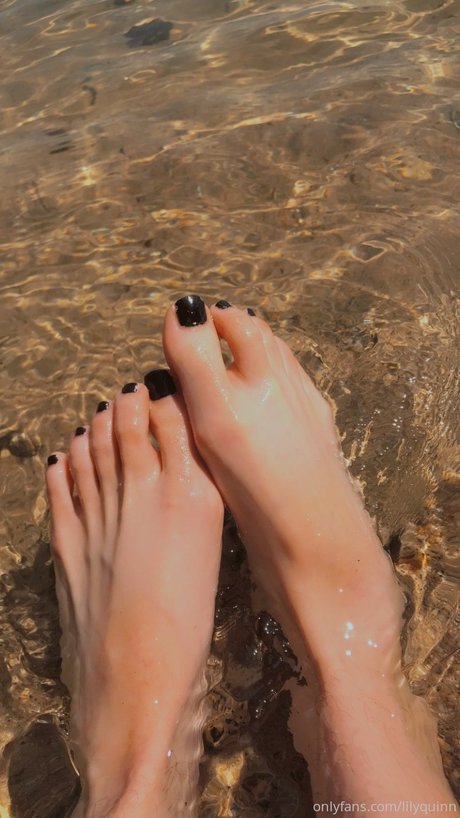 Lily Quinn pornstar pictures