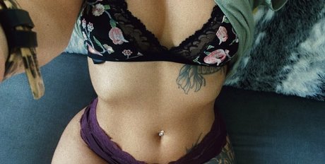 Mariah Leonne model sex galleries