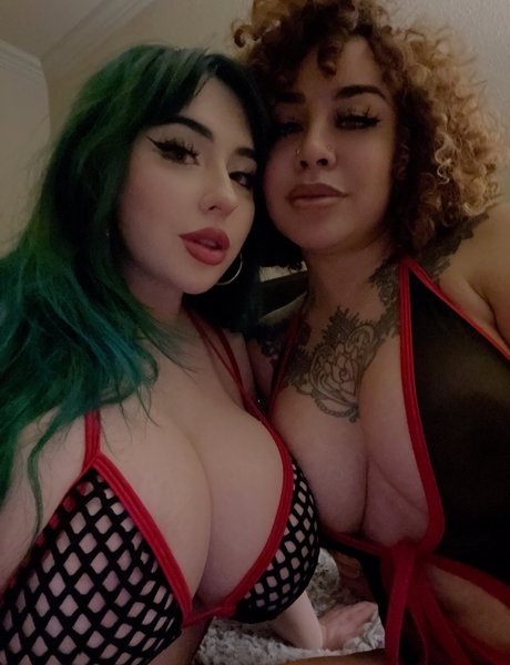 licking pussy onlyfans pornographic photo