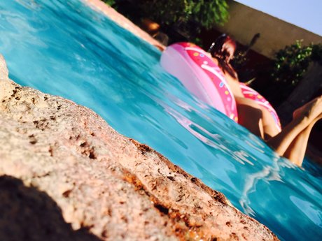 Valensoloella nude star images