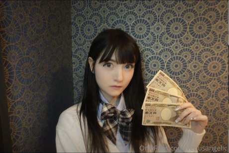 Venus Angelic model photo