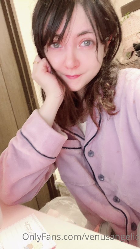 Venus Angelic pretty model images