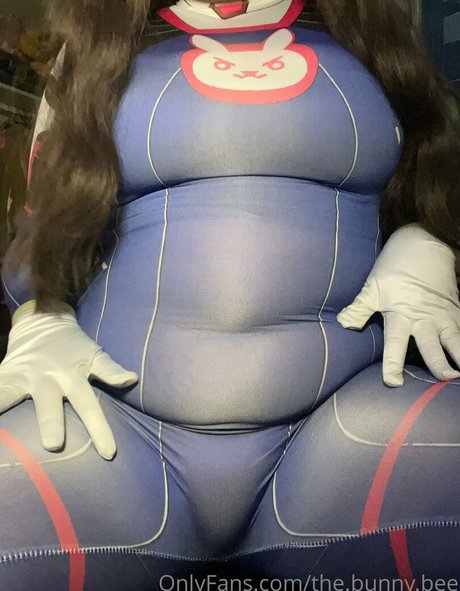 zomcel pornographic model picture