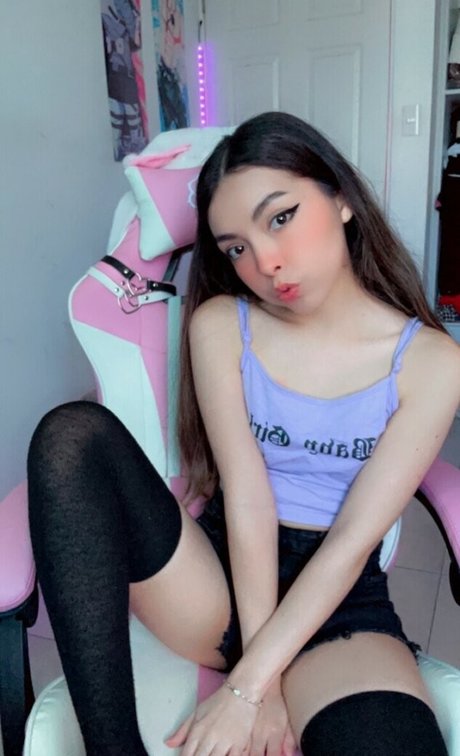 zoey nyu porn star img