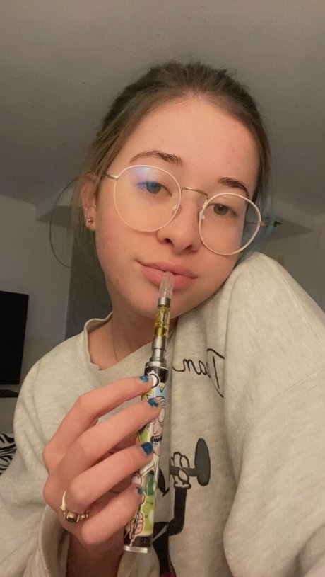 pregnant asian onlyfans hot sexy picture