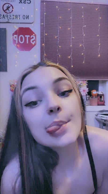 Indicaorsativa model naked archive