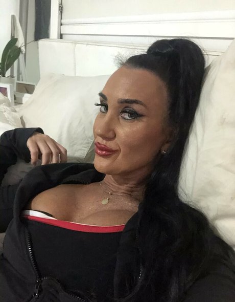 Kendra Banks beautiful model gallery