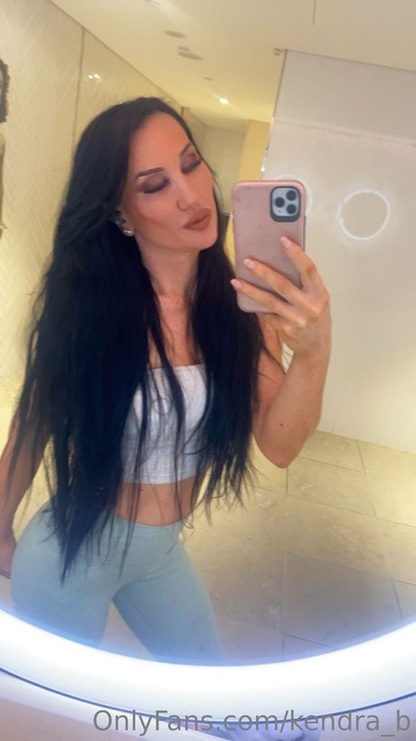 Kendra Banks star art img