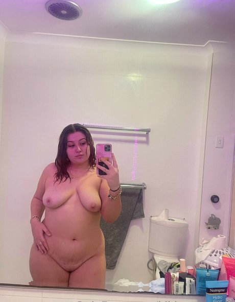 small onlyfans hot picture
