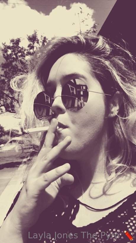 Layla Jones model porn archive