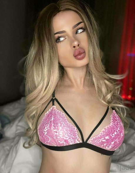 Littlebarbiedollvip hot model galleries