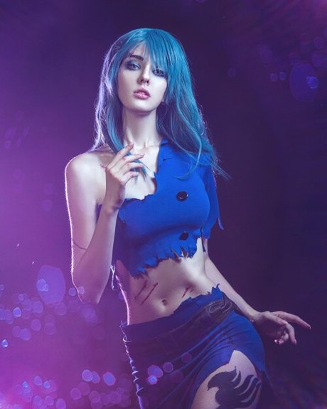 Nelly Laufeyson sexy actress img