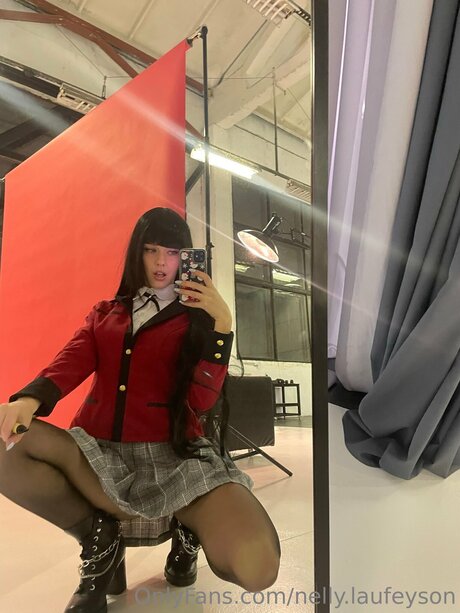 Nelly Laufeyson star free galleries