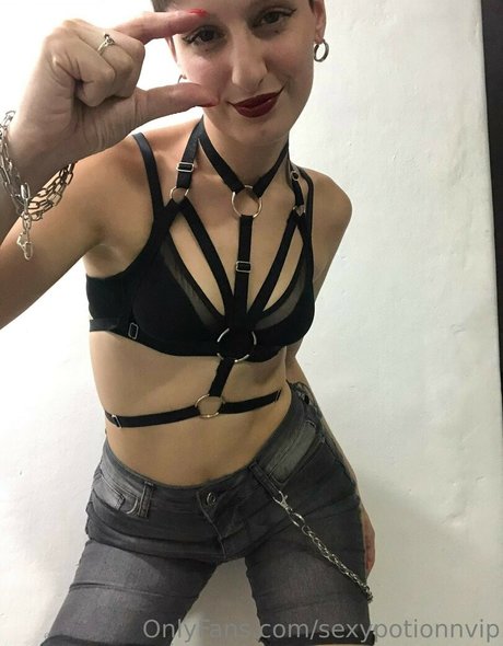 Valen Vip star hot img