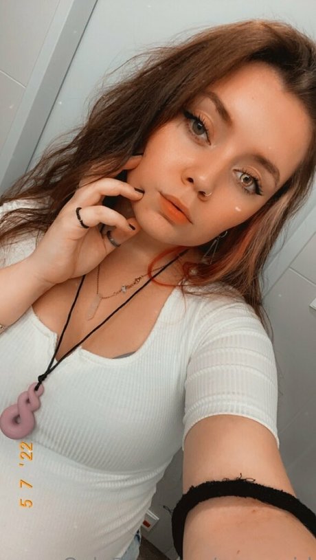 zoeyegirl nudes actress galleries