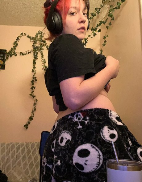 zoeybenzz pornographic star archive