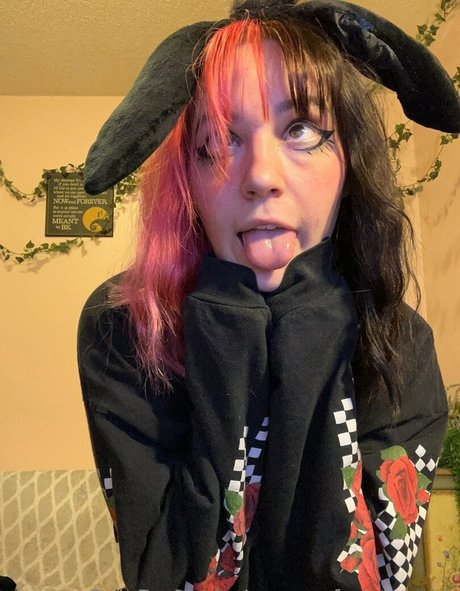 zoeybenzz pornstar nice pictures