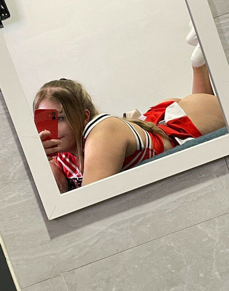 Zoey Bambi model exclusive pics