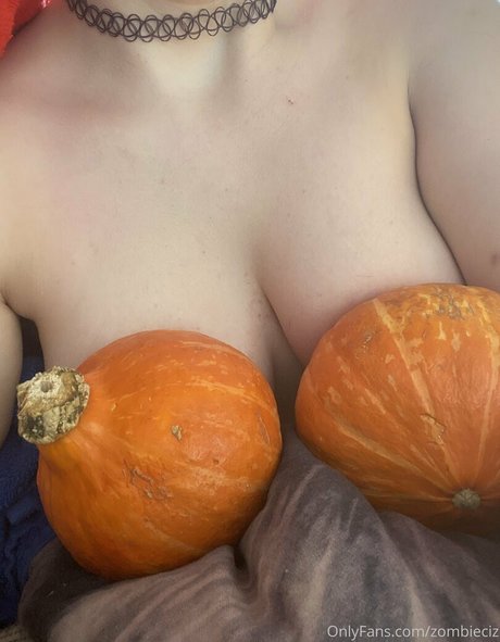 zombieciz art pornstar gallery