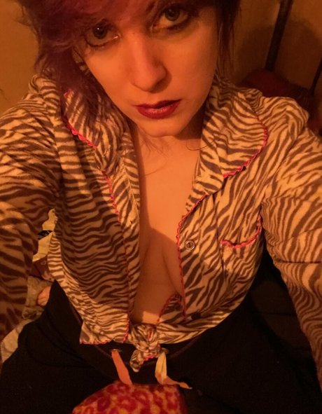 zombieciz sex model gallery