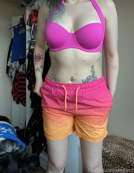 zombieciz erotic pornstar gallery
