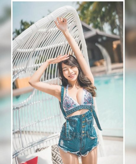 big tits mom onlyfans hd pics