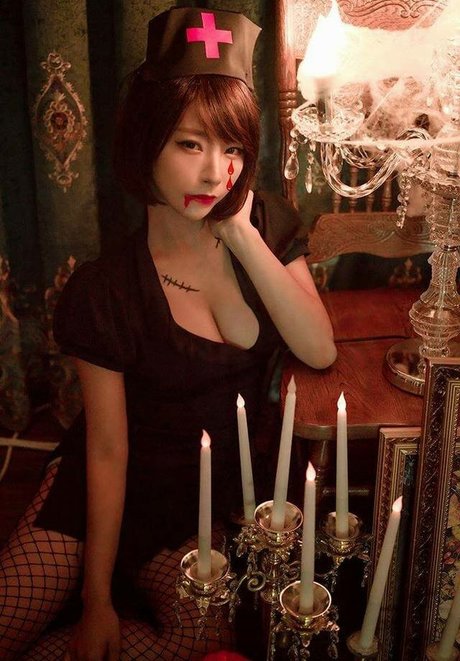 Zoeso model pretty picture